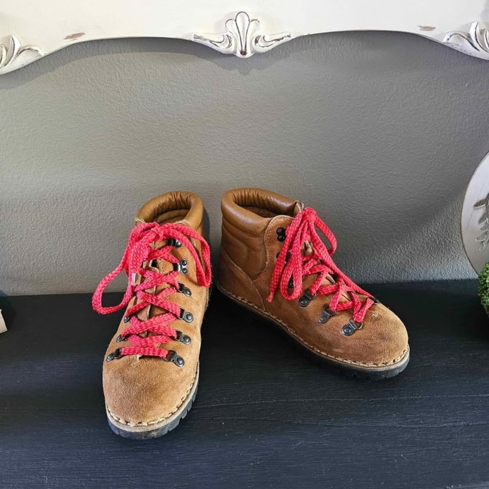 Vintage Montello Hiking Boota